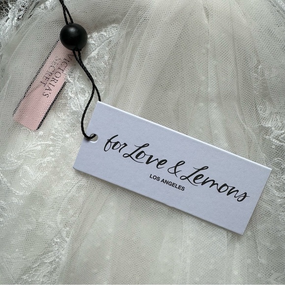 For Love And Lemons White Lace Hair Veil - Picture 5 of 5